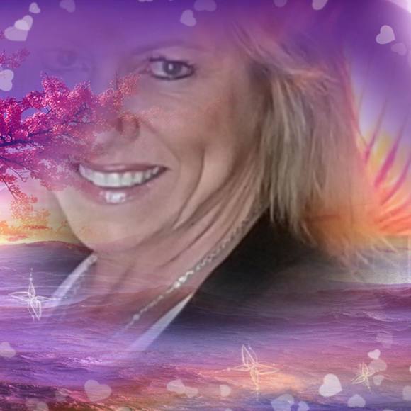 Meet your Posher, Maria - Picture 1 of 1